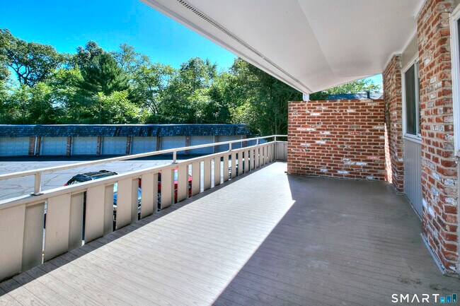 Building Photo - 109 Southport Woods Drive
