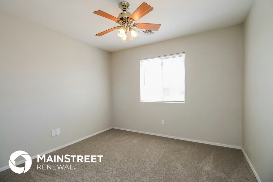 Building Photo - 31305 N Shale Dr