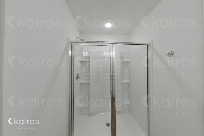 Building Photo - 11353 Camden Ct Cir