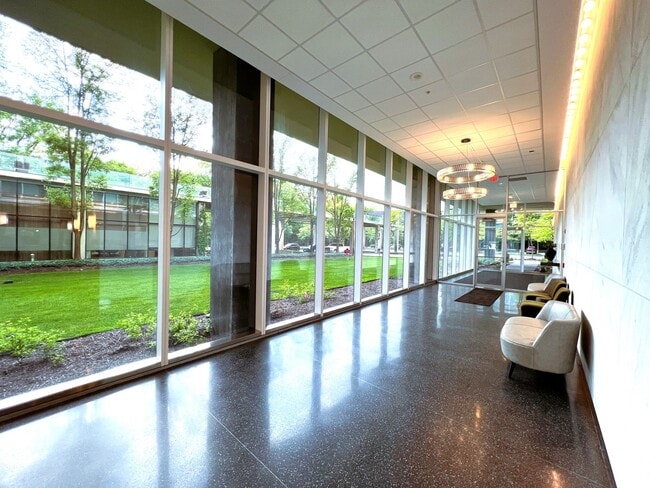 Building Photo - 9655 Woods Dr
