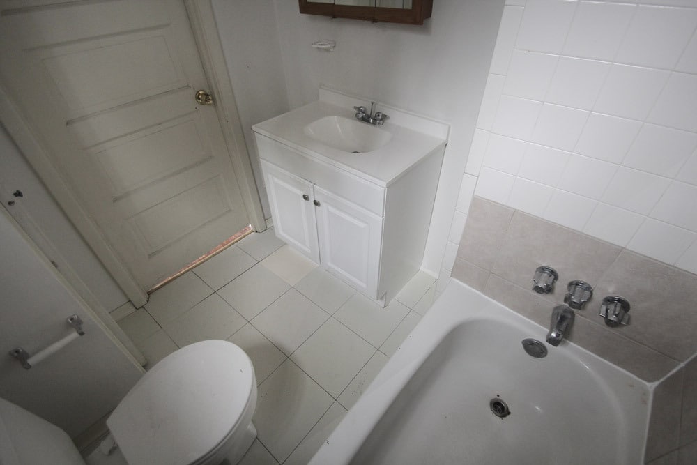 Building Photo - 405 Peebles St