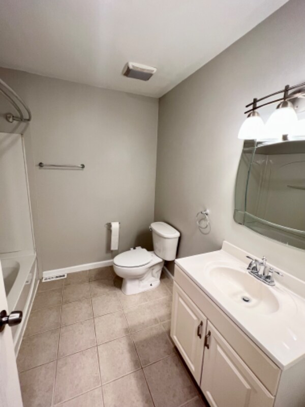 Building Photo - 5111 E Brigantine Ct