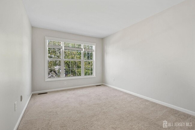 Building Photo - 107 Brittany Ct