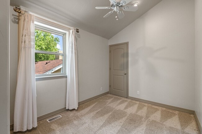 Building Photo - 1275 S Clayton St