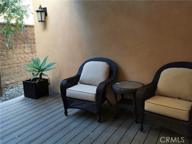 Building Photo - 16 Branding Iron