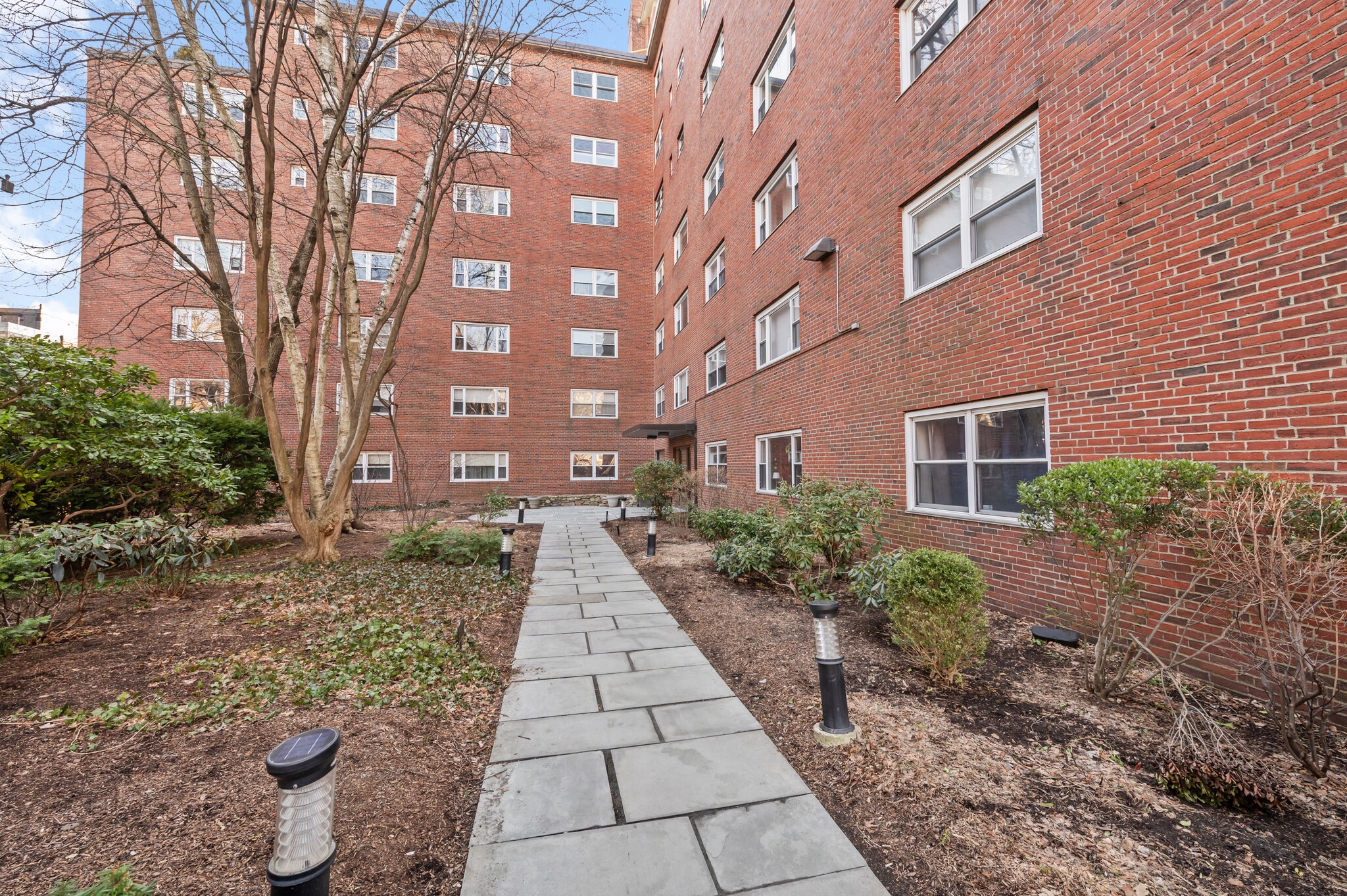 Building Photo - 131 Sewall Ave