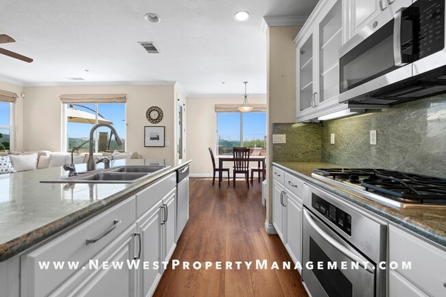 Building Photo - Renovated Carmel Valley 4 Bedroom at Costa...