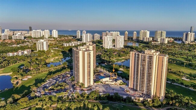 Building Photo - 20347 W Country Club Dr