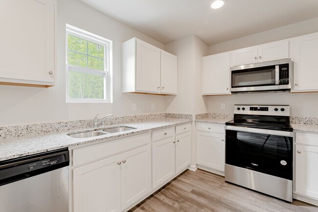 Building Photo - Discover the Perfect Blend of Comfort and ...