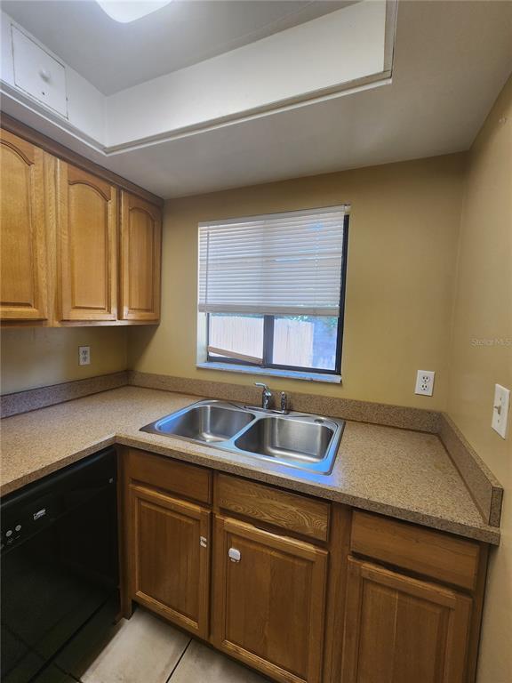 Building Photo - 702 SW 70th Terrace