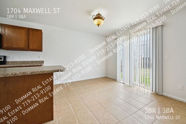 Building Photo - 1704 Maxwell St