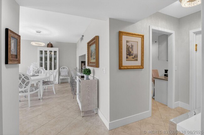 Building Photo - 4748 S Ocean Blvd
