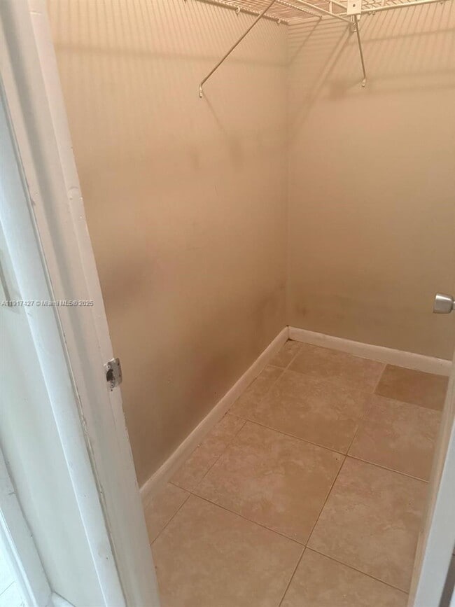 Building Photo - 1500 N Congress Ave