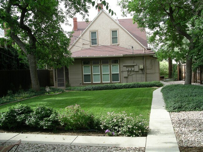 Building Photo - 650 Arapahoe Ave
