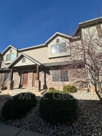 Building Photo - 340 1425 N St