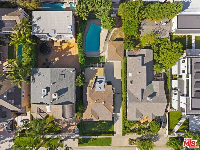 Building Photo - 14529 Greenleaf St