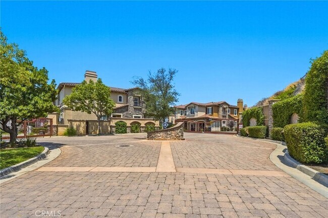 Building Photo - 11528 Verona Dr