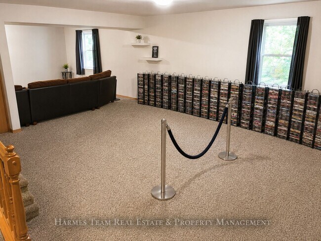 Building Photo - Spacious Home with Mountain Views & Finished Basement