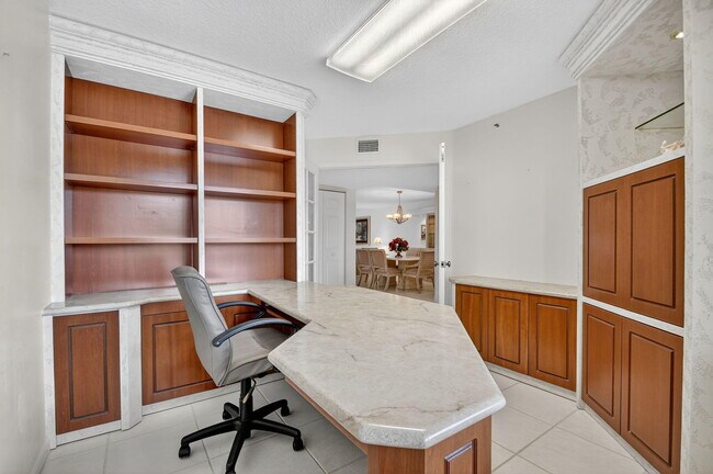 Building Photo - 12529 Imperial Isle Dr