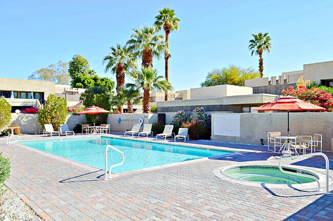 Building Photo - "Spacious 960 Sq Ft Studio Oasis in Vibrant Palm Springs!"