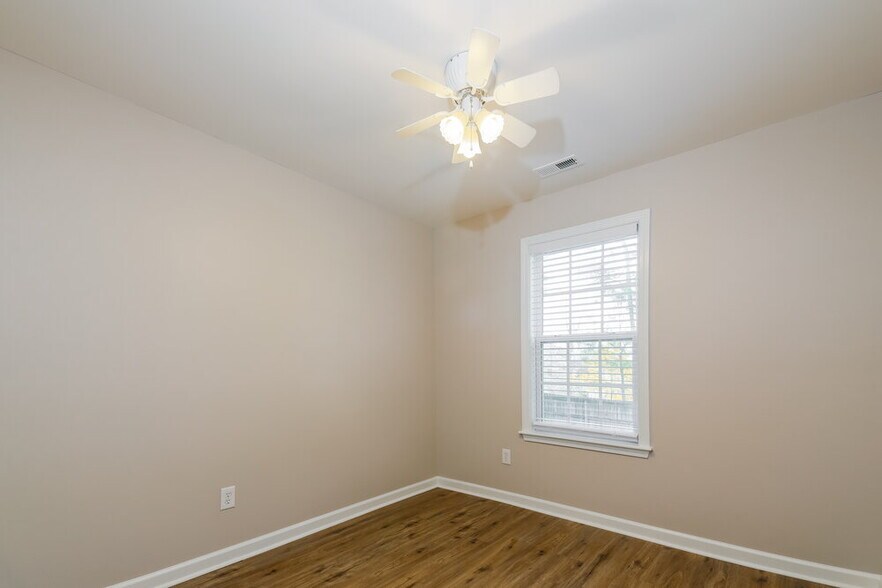 Building Photo - 3824 Lodgepole Ln