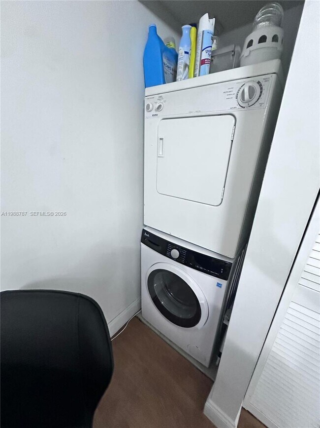 Building Photo - 7220 NW 179th St