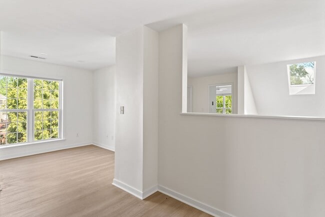 Building Photo - 4990 Lake Tree Ln