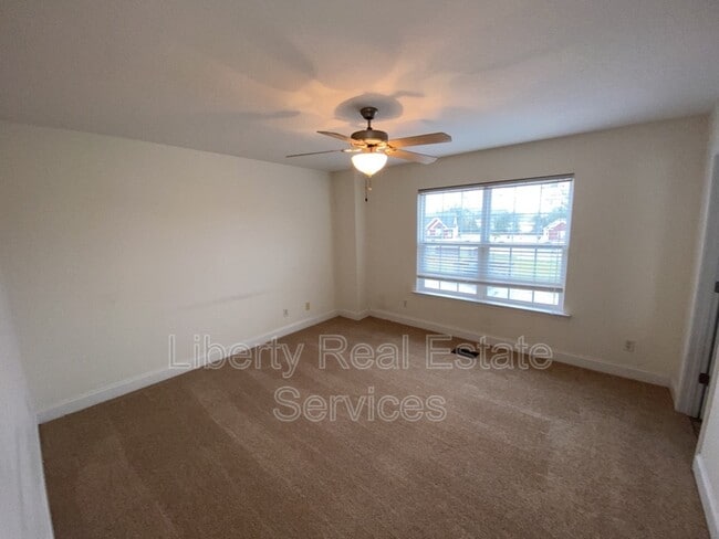 Building Photo - 115 Caswell Ct
