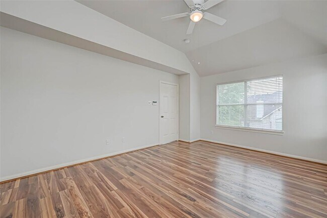 Building Photo - 6031 Bradworthy Dr