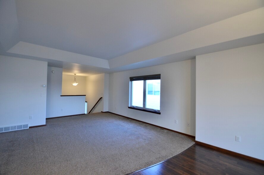 Living room - 445 Foxtail Dr