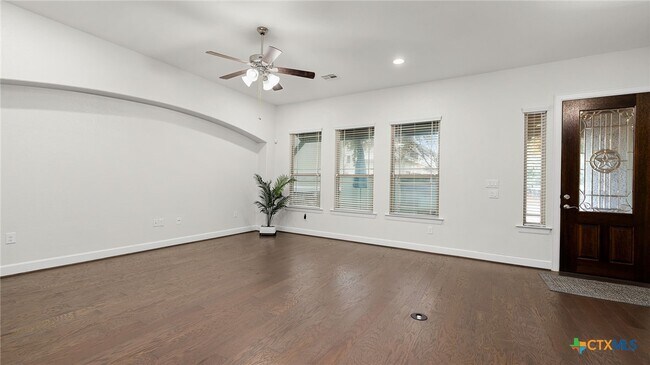 Building Photo - 961 N Academy Ave