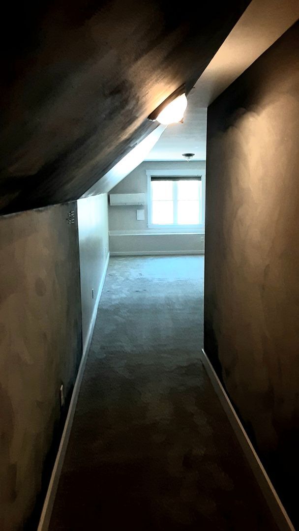 Building Photo - Country Estate Home in Ashland Area