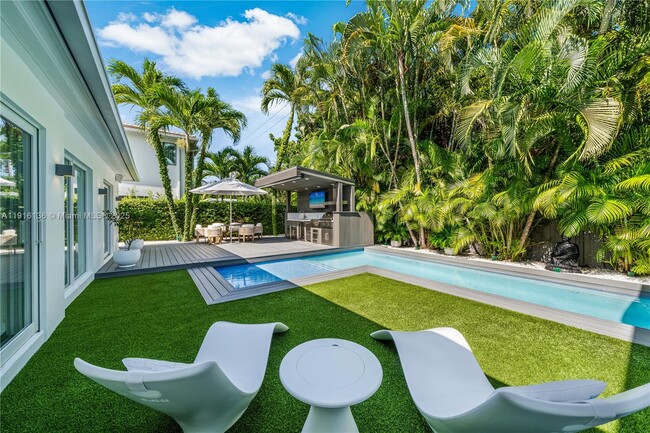 Building Photo - 475 Woodcrest Rd