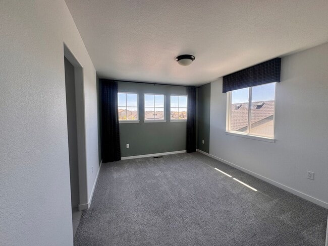 Building Photo - 8275 Nat Love Dr