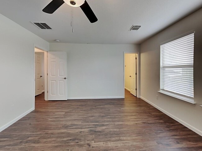 Building Photo - 4006 Carmel Ridge Way