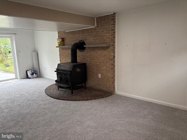 Building Photo - 25936 Largo Ct