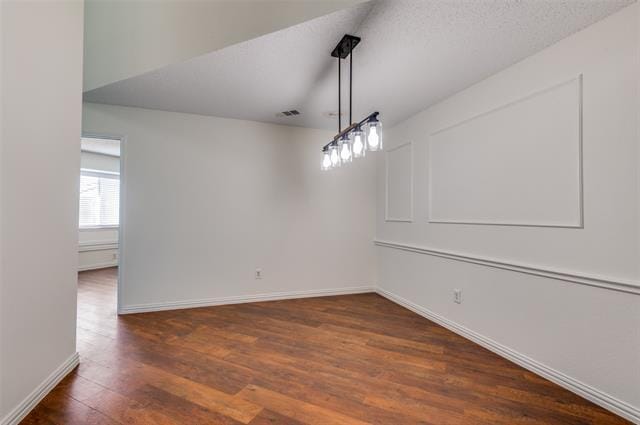 Building Photo - 1940 Helen Ln