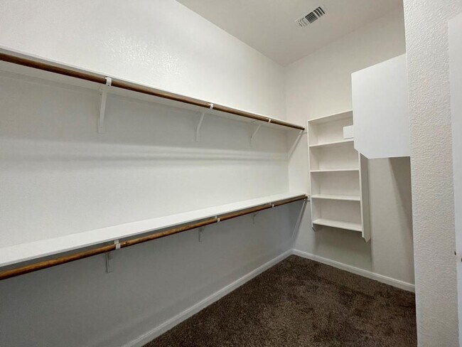 Building Photo - 8113 Northgate Lp