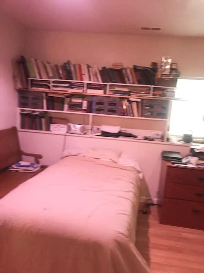 Building Photo - Charming 1bd/1ba Condo in the Heart of Niw...