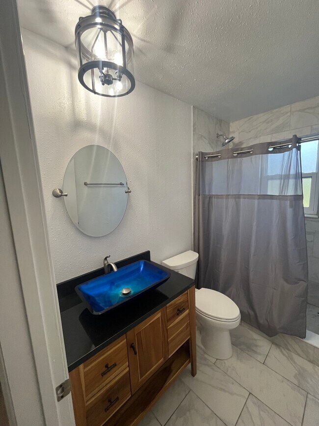 Building Photo - 114 N Tymber Creek Rd