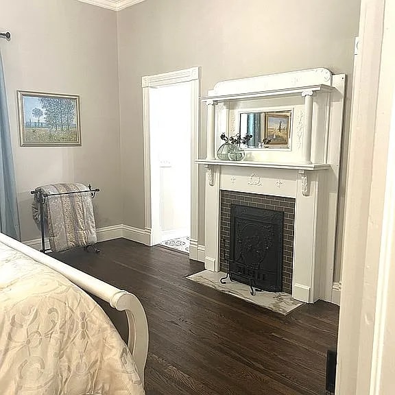 Building Photo - 613 S Fulton St