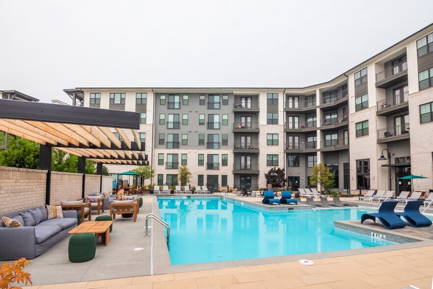 Resort-style Saltwater Swimming Pool with Tanning Ledges - Bexley Duluth