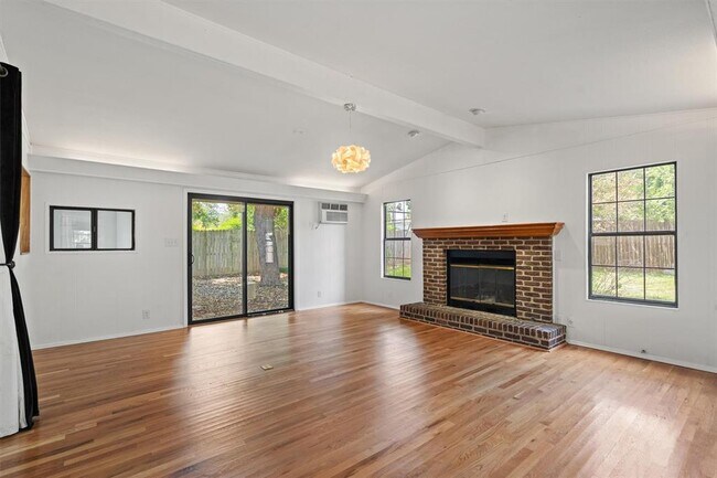 Building Photo - 4402 Terrilance Dr