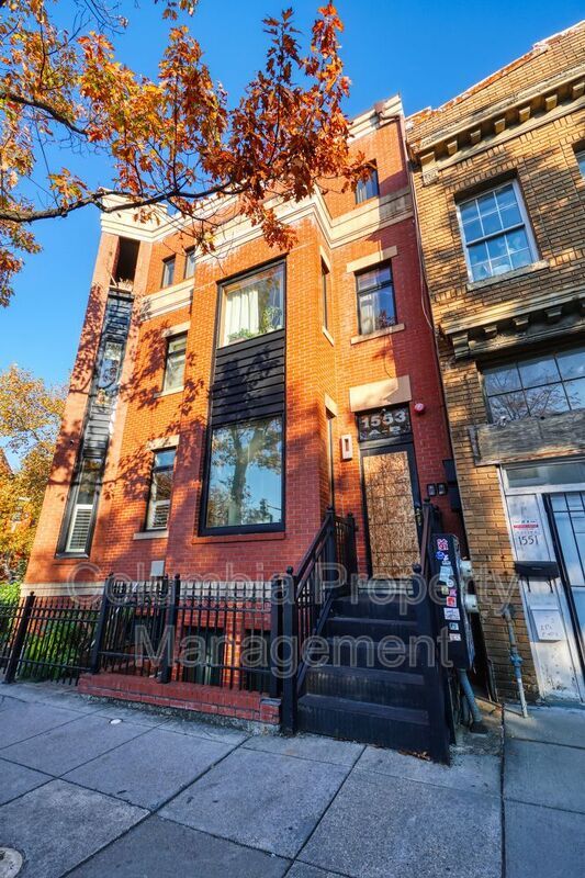 Building Photo - 1553 9th St NW