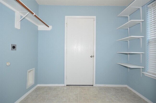 Building Photo - 21530 N Boundary Peak Way