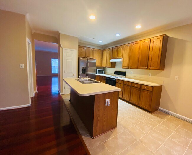 Building Photo - 1638 Benoli Ct