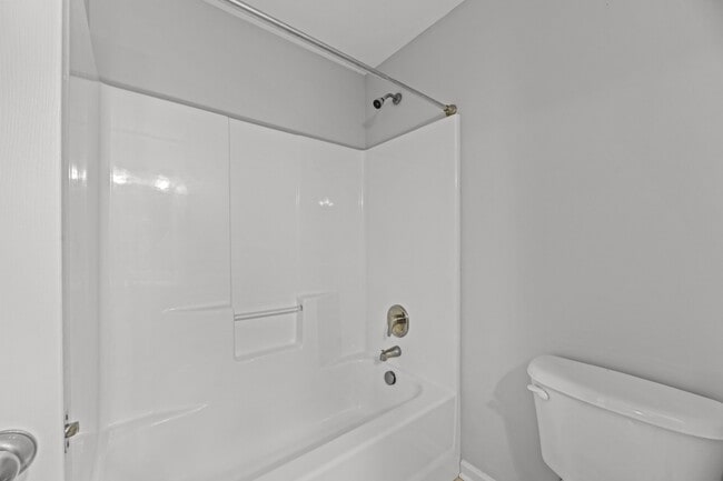 Building Photo - 180 Crooked Run Dr