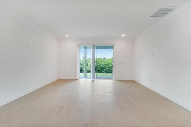 Building Photo - 943 Signet Dr