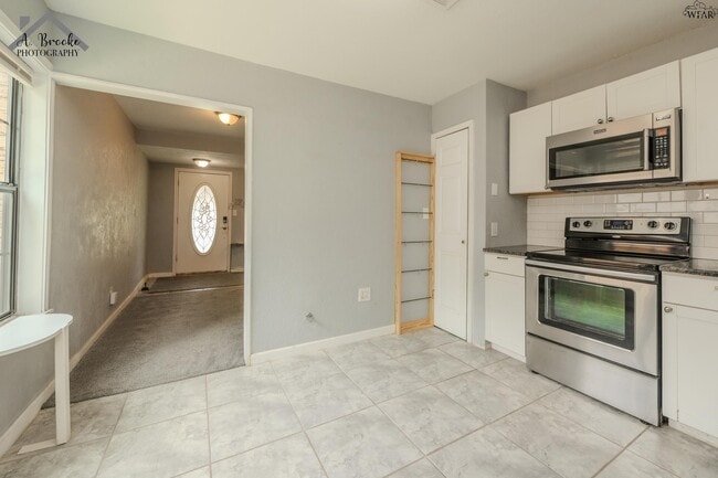 Building Photo - 2953 Moffett Ave