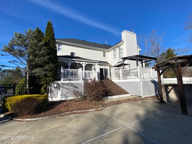 Building Photo - 41 Church Rd